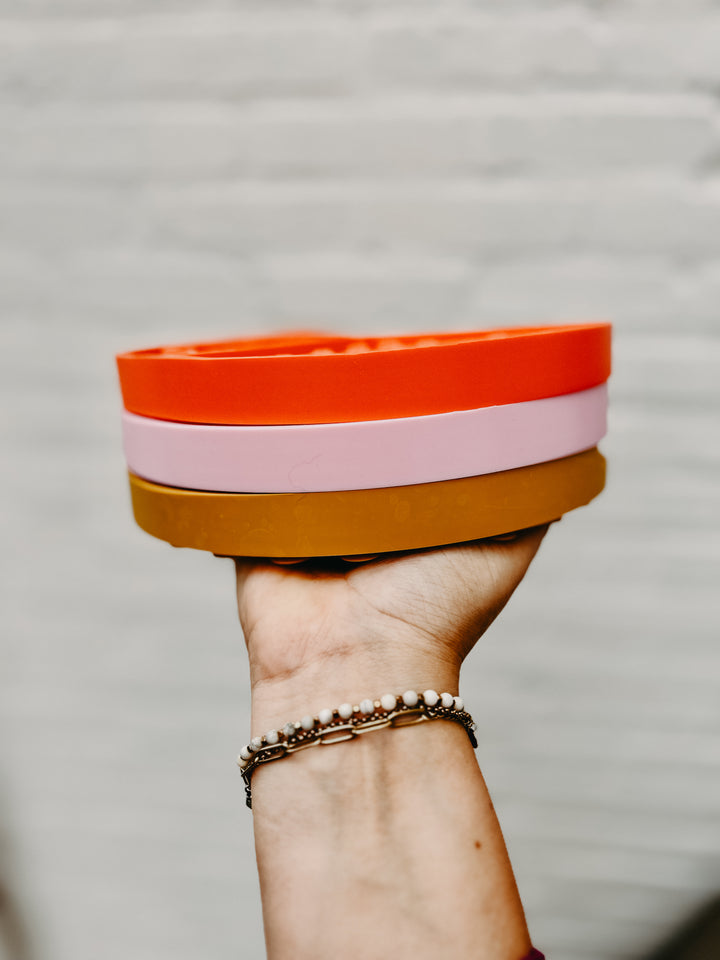 The Adventure Lickmat - Coral | Babelle - Babelle