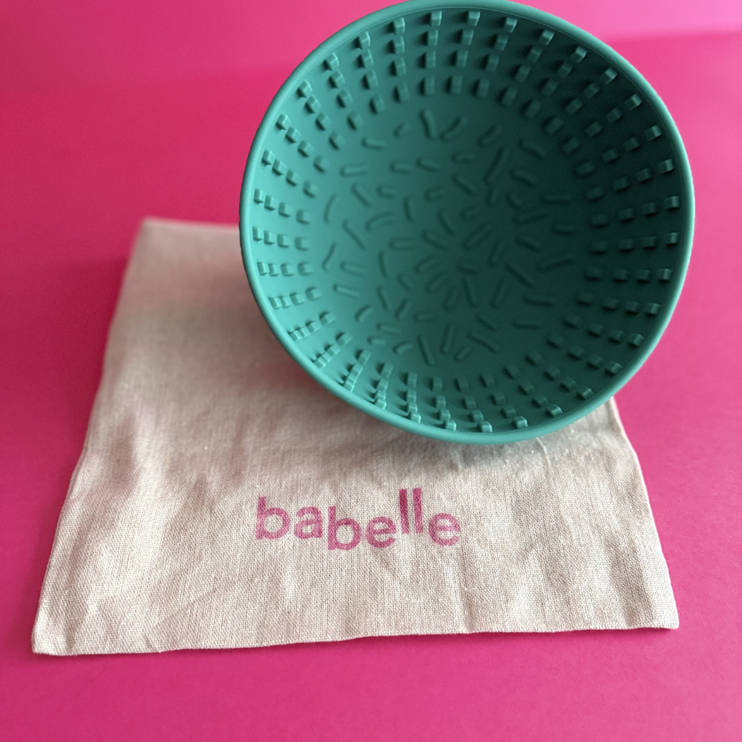 The Maxi Wiggler Lick Bowl - Green | Babelle - Babelle