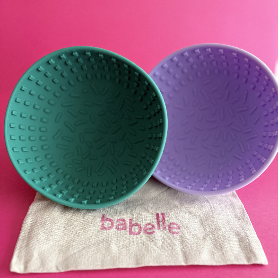 The Maxi Wiggler Lick Bowl - Green | Babelle - Babelle