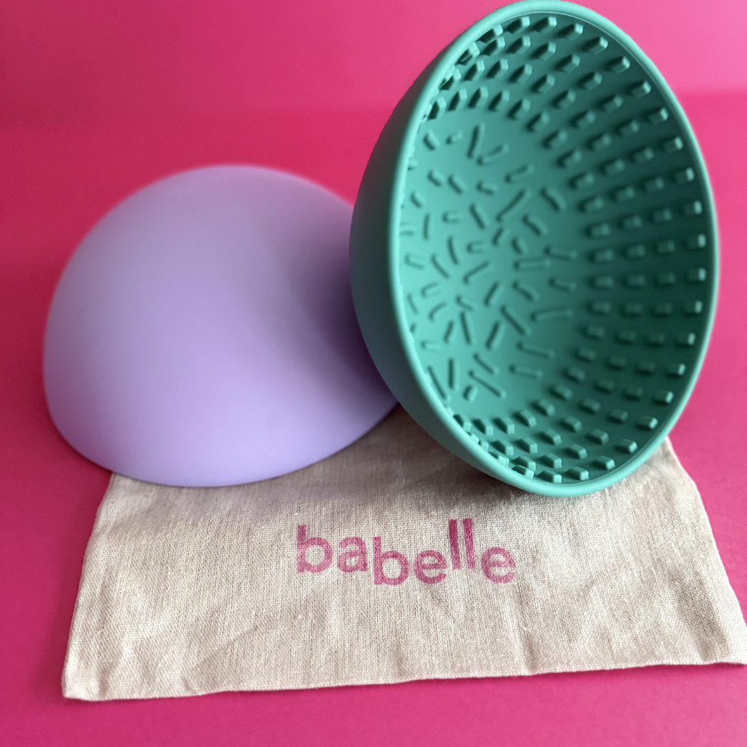 The Maxi Wiggler Lick Bowl - Green | Babelle - Babelle