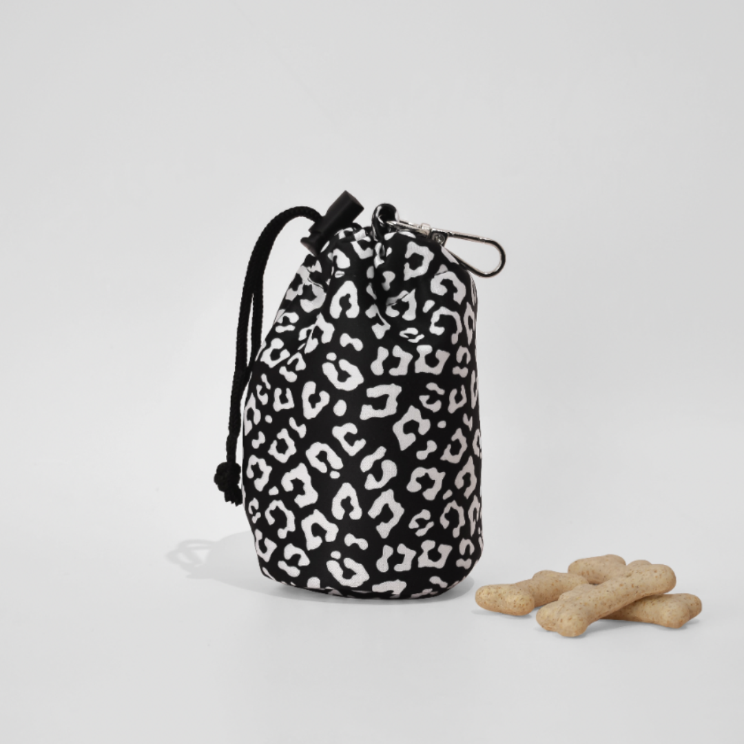 Black Leopard drawstring pouch | Cocopup - Babelle