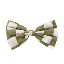Load image in Gallery view, Checkmate Bowtie | The Paws - Babelle
