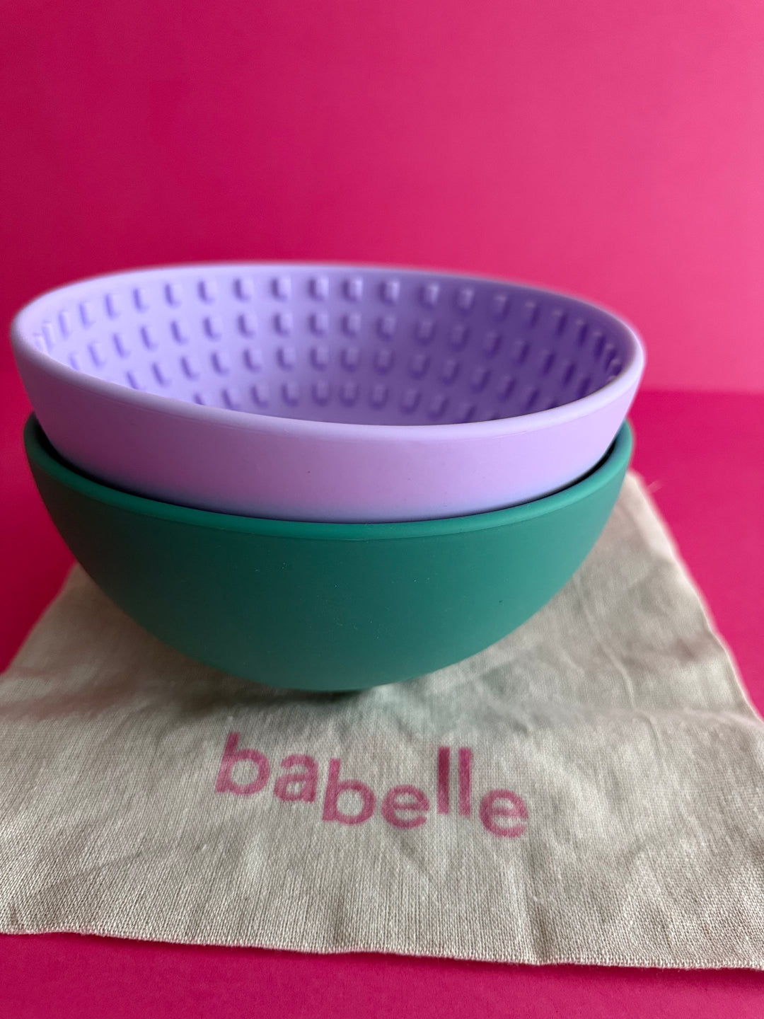 The Maxi Wiggler Lick Bowl - Lilac | Babelle