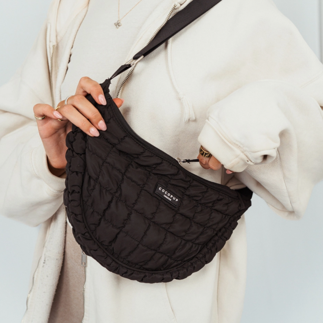 Black Crescent dog walking bag | Cocopup - Babelle