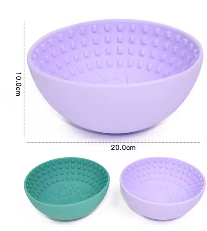 The Maxi Wiggler Lick Bowl - Lilac | Babelle