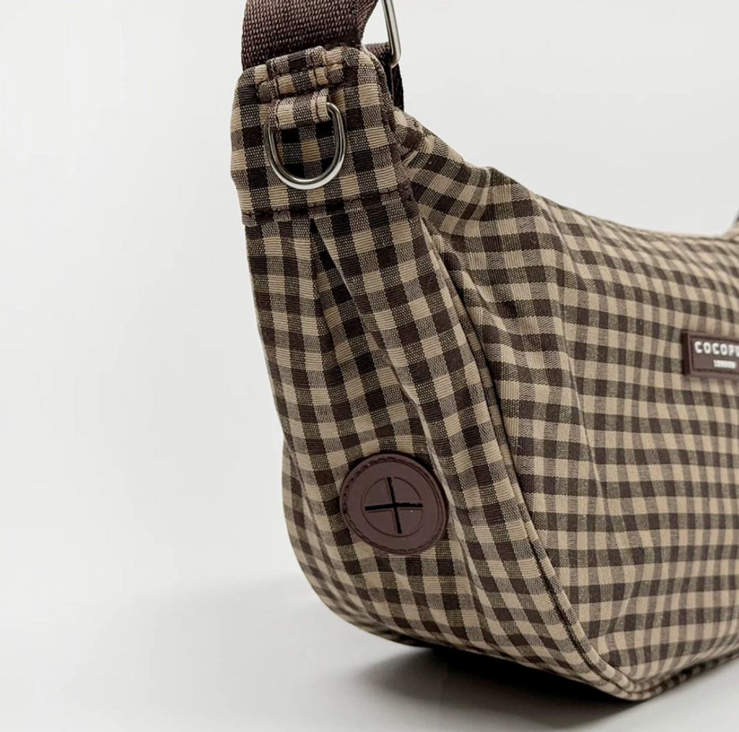 Cotswold Crescent dog walking bag | Cocopup