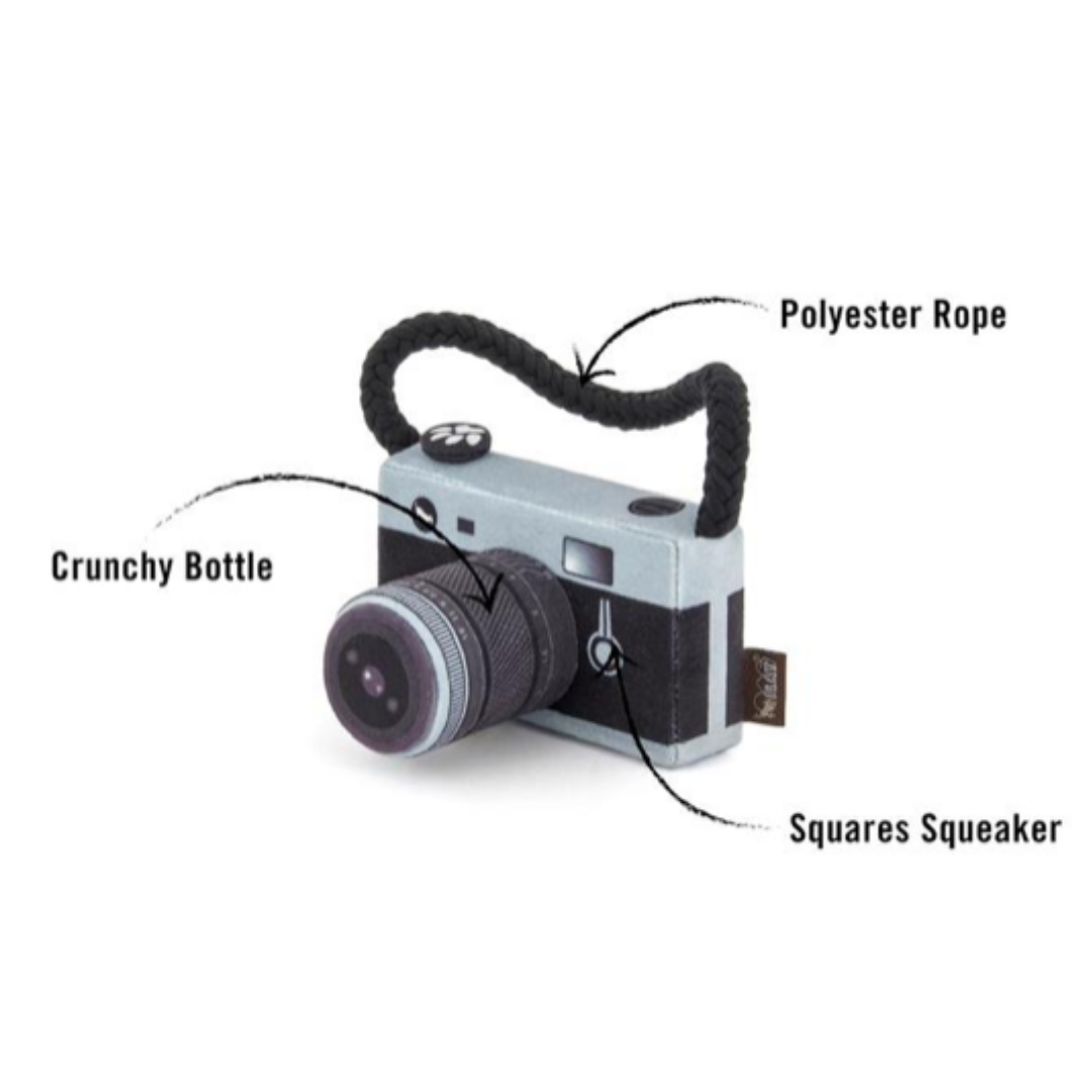 Camera | P.L.A.Y. - Babelle