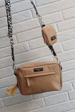 Load image in Gallery view, Tan dog walking bag | Cocopup - Babelle
